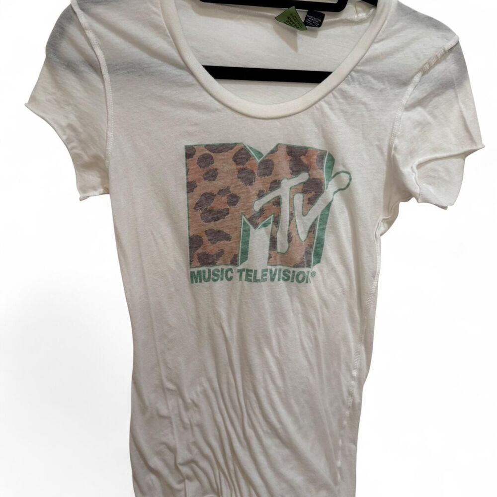 MTV Women's Vintage Unique Rare 2005 White & Leopard Print Logo T-shirt